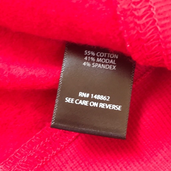 NWT! TORRID Size 3X red fleece lined Christmas Top - Picture 7 of 9